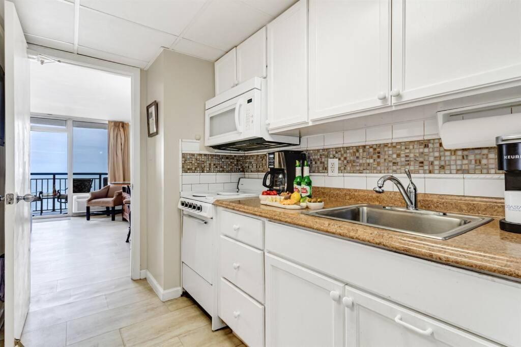 Ready Set And Relax, Oceanfront Suite W Jetted Tub! B 1134 เมอร์เทิลบีช ภายนอก รูปภาพ